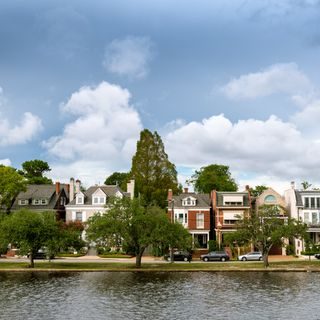 A Guide to Waterfront Living in Norfolk, VA: Unveiling Your Coastal Dream